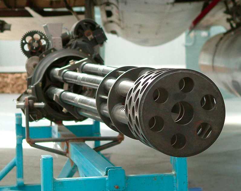 Ukrainian F-16 ✈️ Pilot Sets World Record by Taking Down Six Missiles in a Single Mission