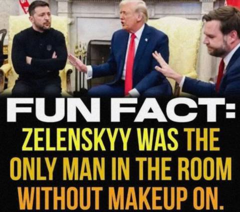 Zelensky was the only person without makeup.