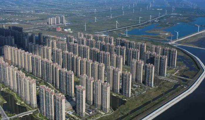 China's Economic Bubble Bursts with Evergrande Collapse
